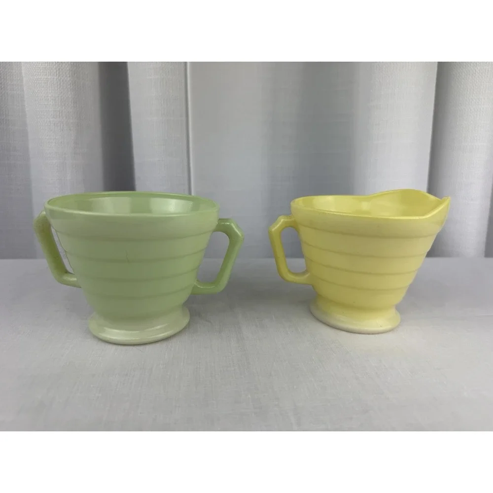MCM Hazel Atlas Cream & Sugar Bowl Set Moderntone Pastel Platonite Yellow Green